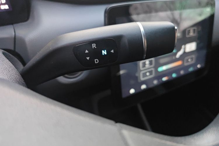 零跑汽车 零跑T03 2021款 400微糖版中控内饰18