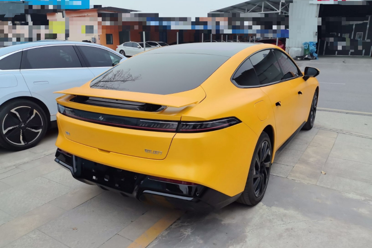 东风奕派 eπ007 2024款 200Pro增程版车身外观7