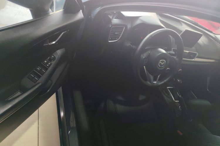 马自达3 昂克赛拉 2016款 三厢 1.5L 自动舒适型中控内饰7003