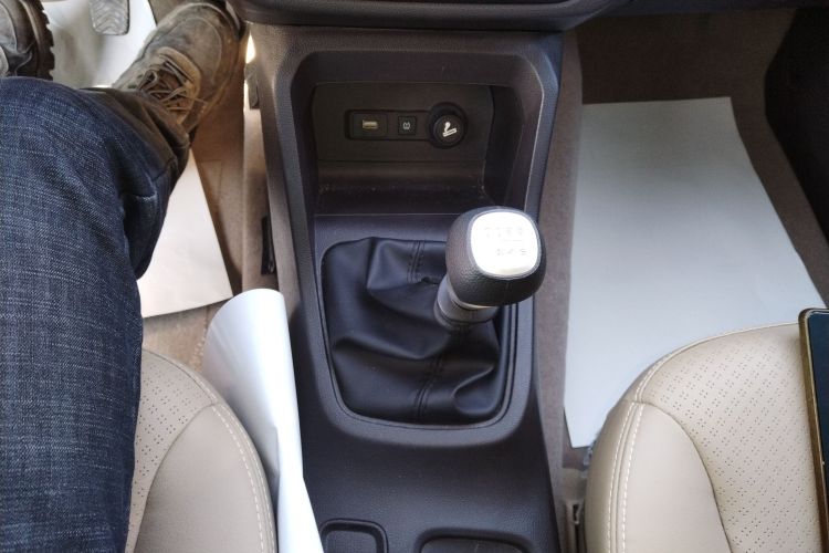 五菱汽车 五菱宏光 2021款 1.5L S舒适型LAR局部细节18