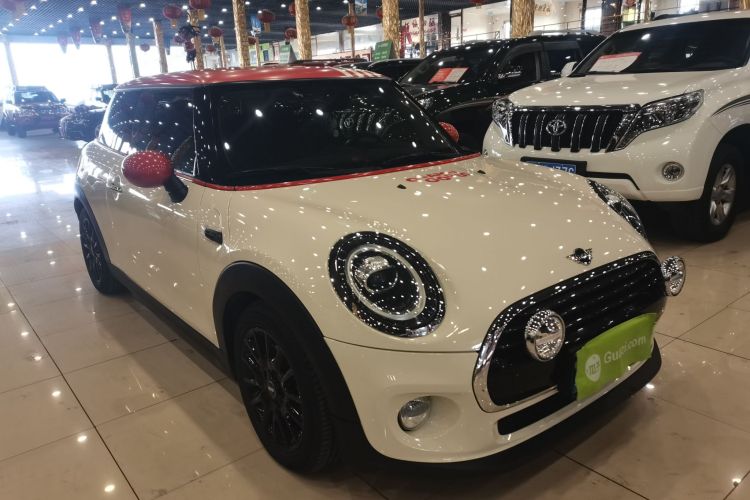 MINI 2018款 1.5T COOPER 经典派车身外观3