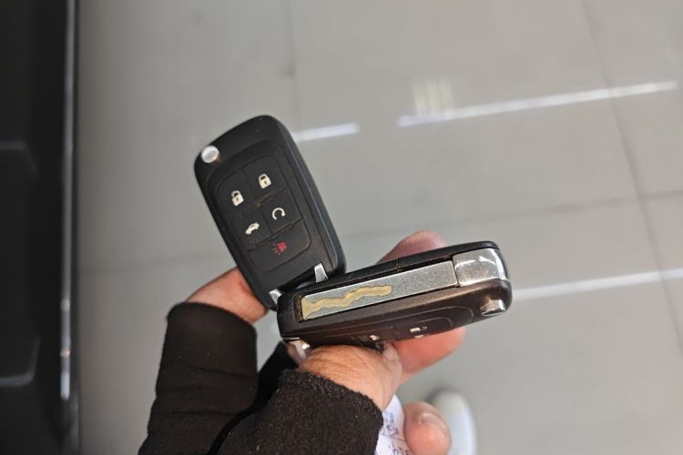 别克 君越 2014款 2.0T SIDI 精英技术型中控内饰11