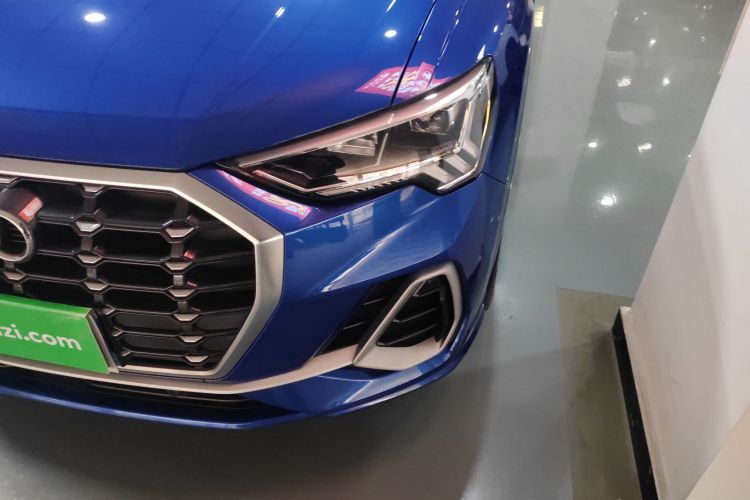 奥迪Q3 2019款 40 TFSI 时尚动感型局部细节36