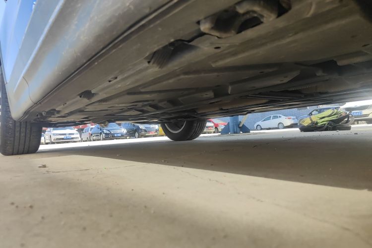 奔驰GLB 2020款 GLB 200 动感型局部细节9001