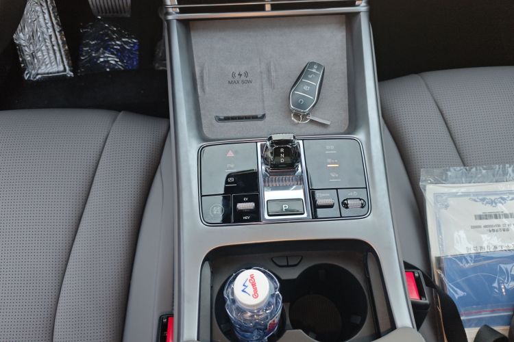 比亚迪 海豹07 DM-i 2025款 智驾版 DM-i 1.5L 125km 尊贵型中控内饰18