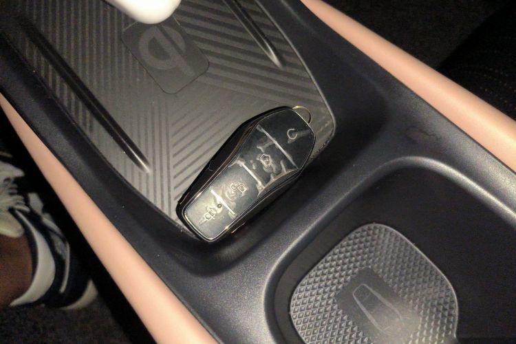 比亚迪 海鸥 2024款 荣耀版 405km 飞翔版中控内饰7001