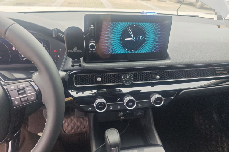 本田 型格 2022款 240TURBO CVT科技版中控内饰16