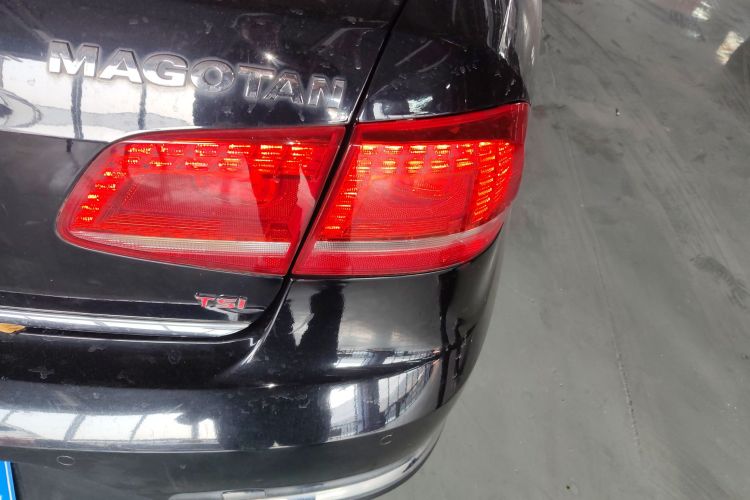 大众 迈腾 2013款 2.0TSI 豪华型车身外观6006