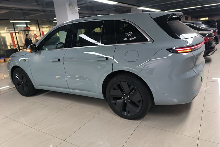 理想汽车 理想L6 2025款 Max 智能焕新版车身外观6003