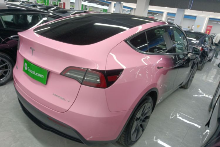 特斯拉 Model Y 2024款 后轮驱动版车身外观7