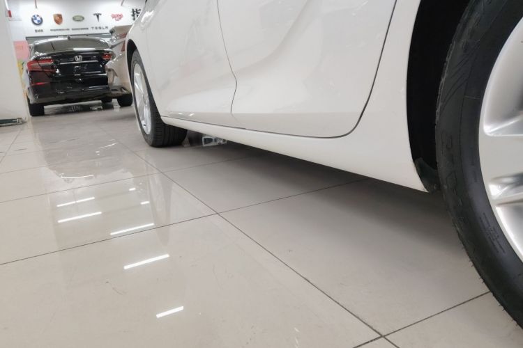 别克 君威 2019款 20T 豪华型 国VI局部细节9002