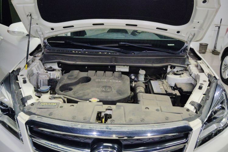 长安CS35 2017款 1.6L 手动豪华型局部细节24