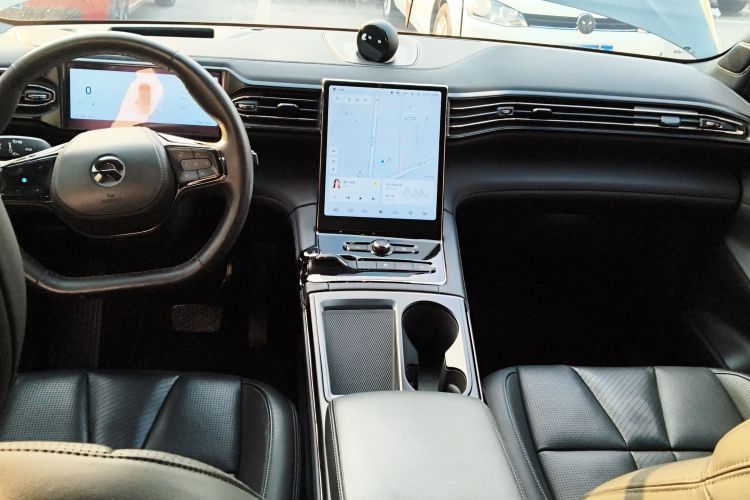 蔚来ES8 2020款 450KM 六座版中控内饰12