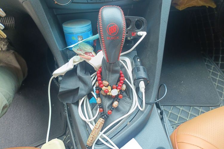 别克 英朗 2021款 改款 典范 1.5L 自动精英型局部细节18