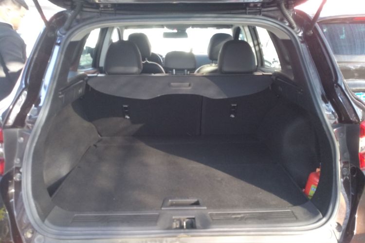 雷诺 科雷嘉 2016款 2.0L 两驱豪华版机舱底盘23