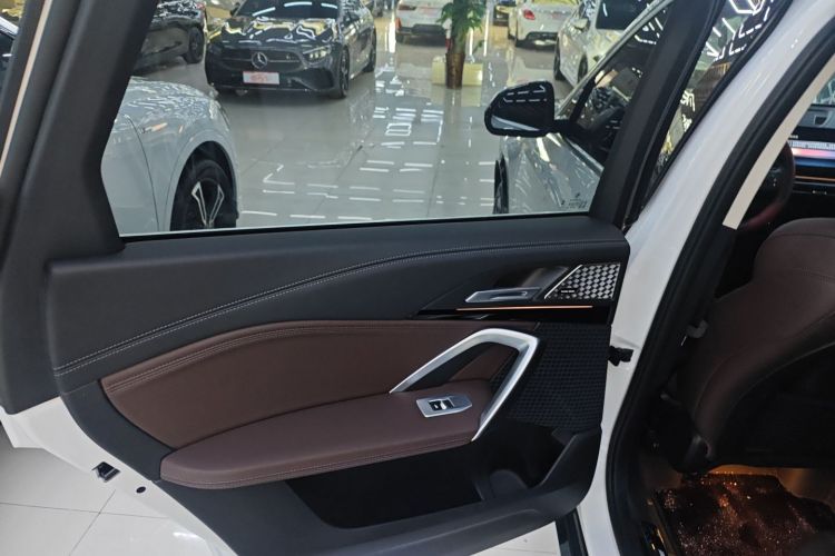 宝马X1 2023款 sDrive25Li X设计套装中控内饰49