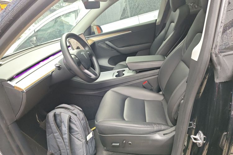 特斯拉 Model Y 2021款 标准续航后驱版局部细节19