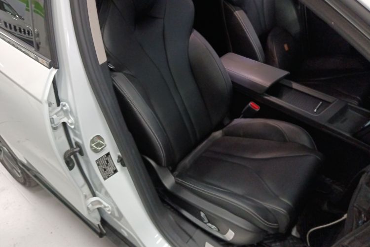 小鹏G3 2021款 G3i 520N局部细节41