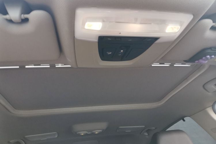 宝马3系 2017款 320Li 时尚型中控内饰22