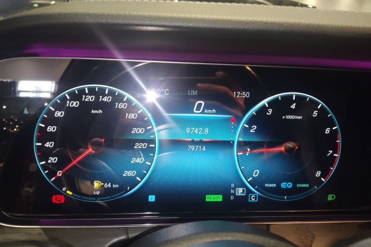 奔驰E级(进口) 2021款 E 260 时尚型运动版局部细节14