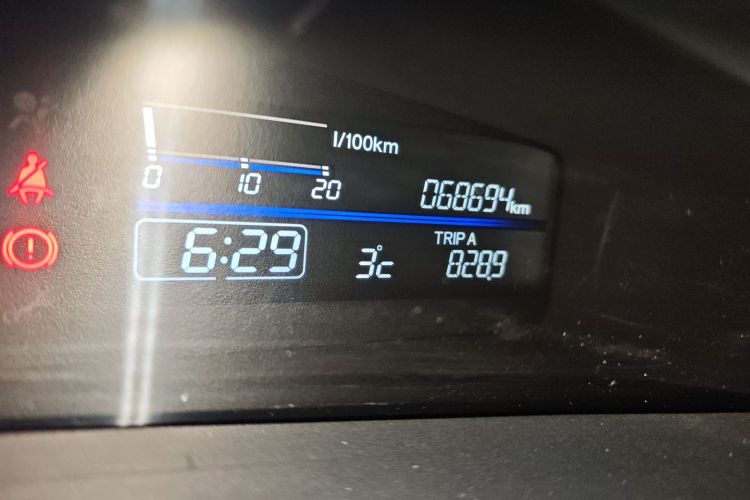 本田 杰德 2017款 1.8L 自动舒适版 5座中控内饰15