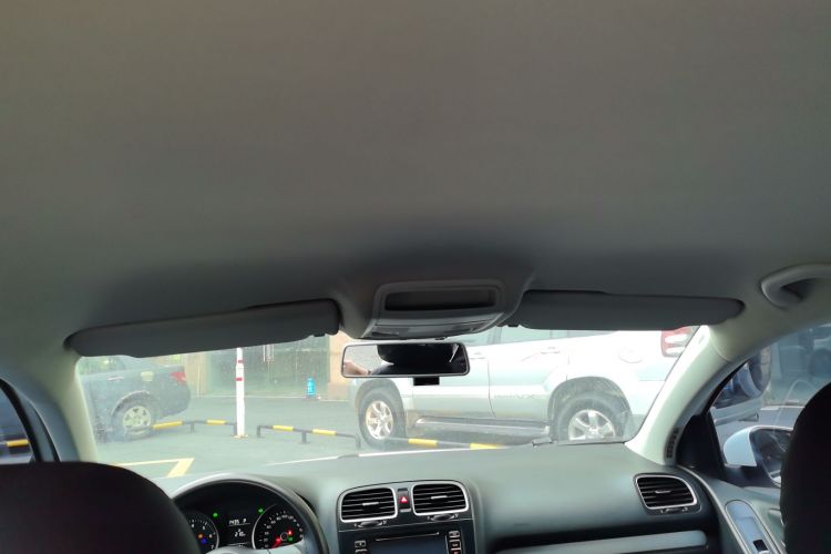 大众 高尔夫 2012款 1.6 自动时尚型局部细节22