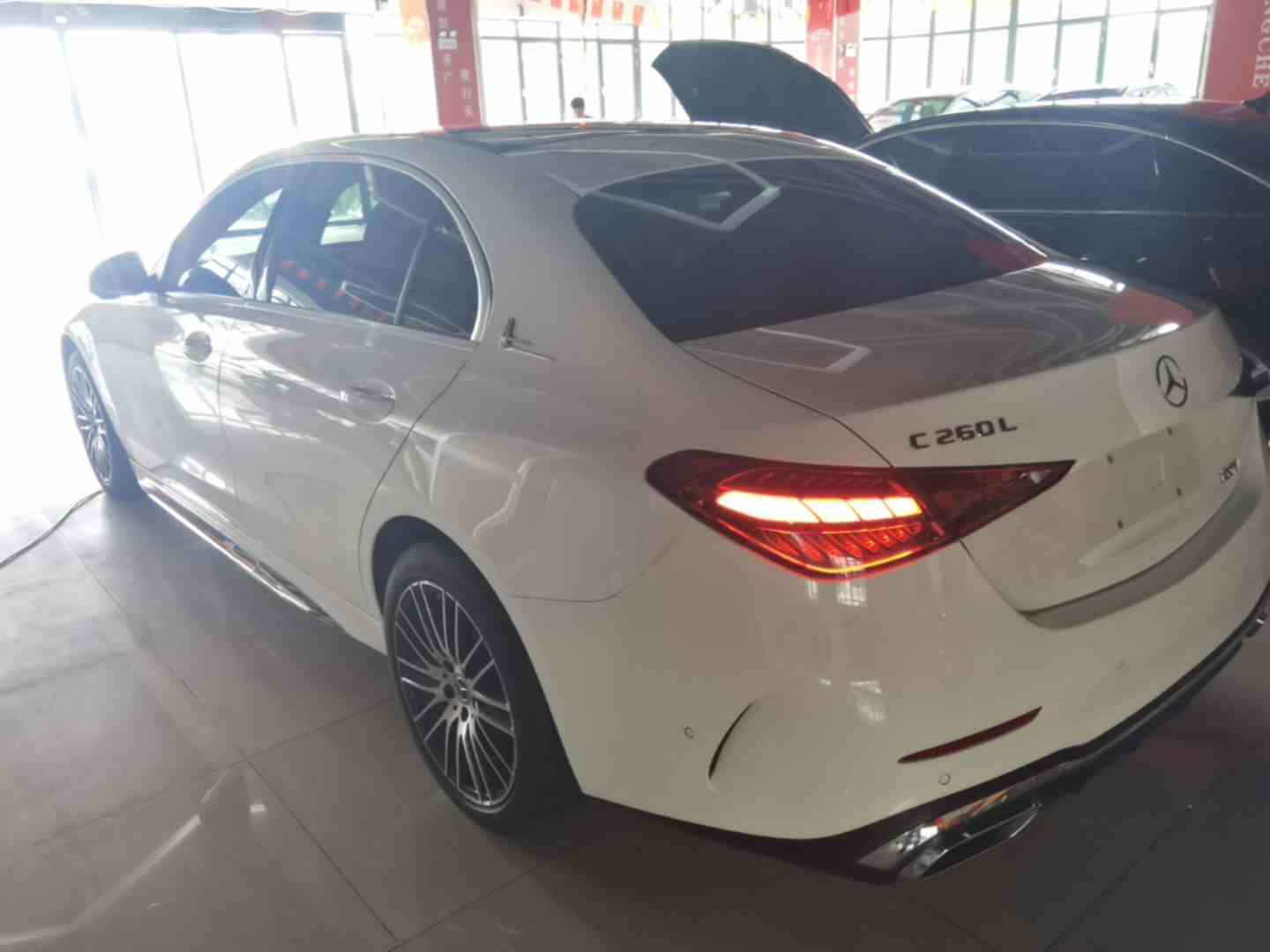 奔驰C级 2024款 改款二 C 260 L 运动版(3)