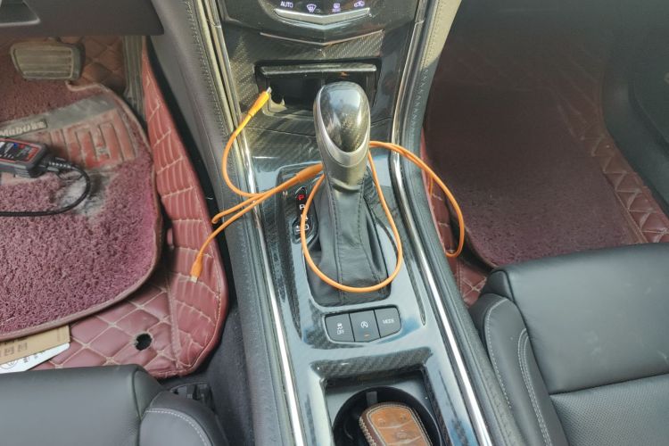 凯迪拉克ATS-L 2016款 28T 时尚型中控内饰18