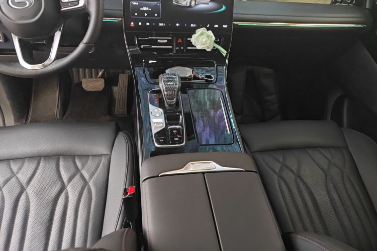 广汽传祺 传祺M8 2024款 大师系列 400T 至尊版中控内饰18