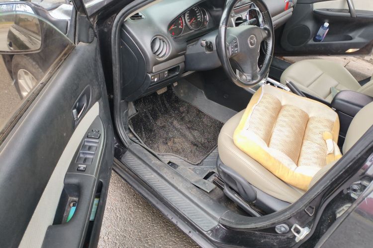 马自达6 2013款 2.0L 自动时尚型中控内饰7003