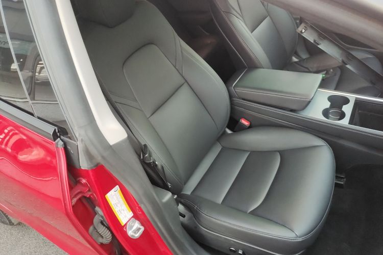 特斯拉 Model 3 2021款 标准续航后驱升级版局部细节41