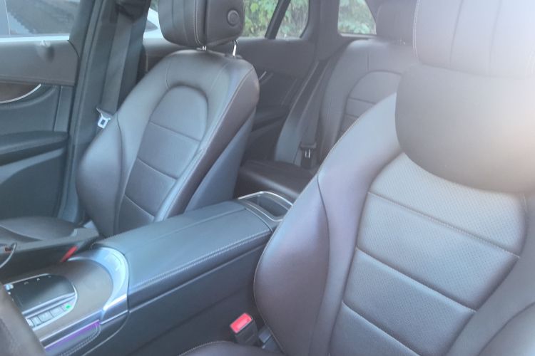 奔驰GLC 2020款 GLC 260 L 4MATIC 豪华型局部细节19