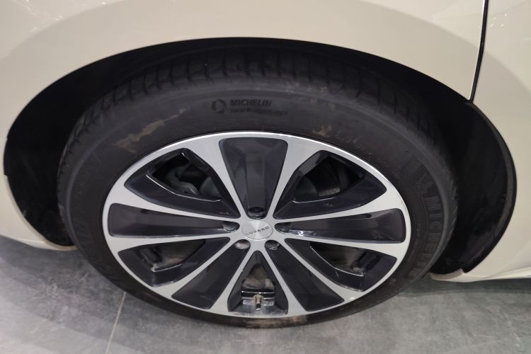 鸿蒙智行 智界S7 2024款 Max+ 后驱超航智驾版车身外观6008