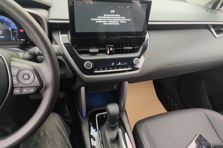 丰田 锋兰达 2024款 2.0L CVT精英plus版中控内饰16