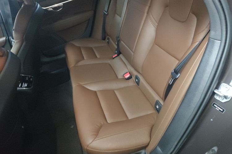 沃尔沃V90 2022款 Cross Country B5 AWD 智远版中控内饰7004