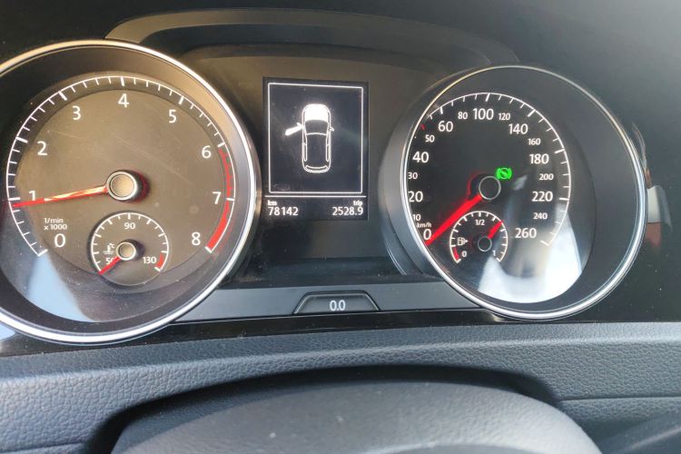 大众 高尔夫 2016款 1.4TSI 自动R-Line中控内饰15