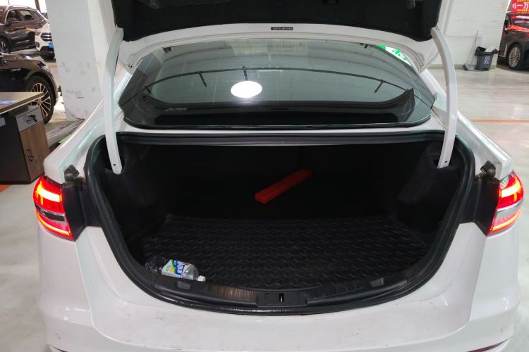 福特 蒙迪欧 2020款 EcoBoost 180 时尚型局部细节23