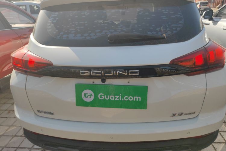 北京汽车 北京X3 2021款 1.5T CVT荣耀版车身外观6