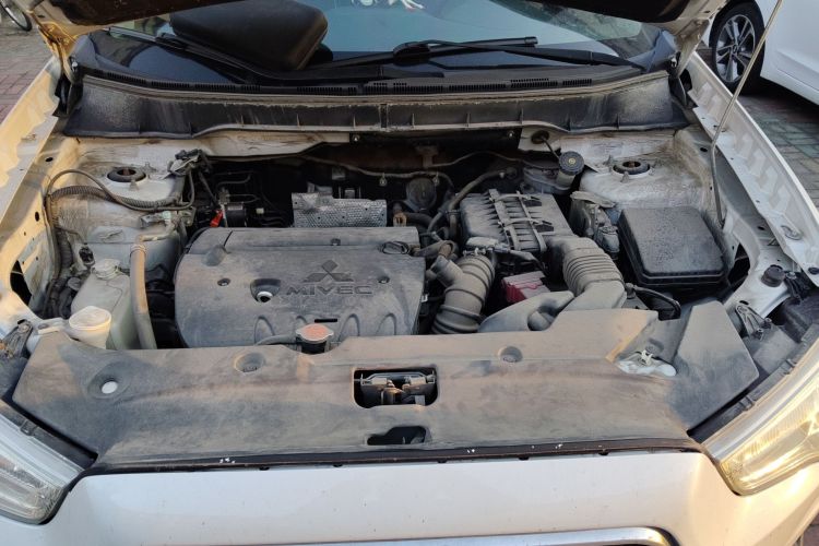 三菱 劲炫ASX 2013款 2.0L CVT两驱豪华版局部细节24