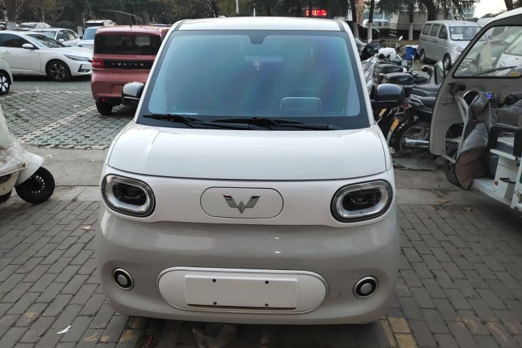 五菱汽车 宏光MINIEV 2024款 第三代 215km 青春版车身外观2