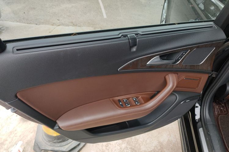 奥迪A6L 2016款 50 TFSI quattro 尊享型中控内饰7008