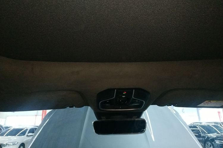 吉利汽车 星越L 2021款 2.0TD DCT EVO两驱旗舰型中控内饰22