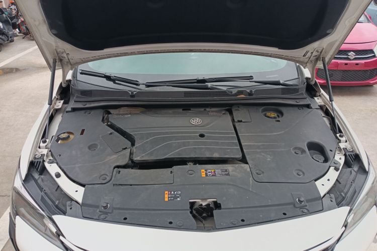 别克 微蓝6 2020款 插电混动 互联时尚型机舱底盘24