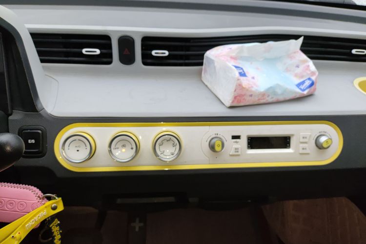 五菱汽车 宏光MINIEV 2022款 马卡龙时尚款 磷酸铁锂中控内饰16