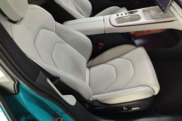 小米汽车 小米SU7 2024款 四驱超长续航高阶智驾Max版局部细节41