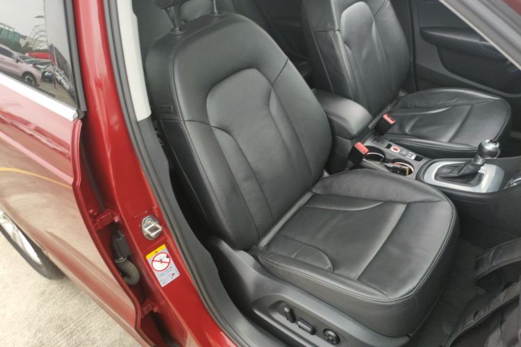 奥迪Q3 2015款 35 TFSI 舒适型局部细节41