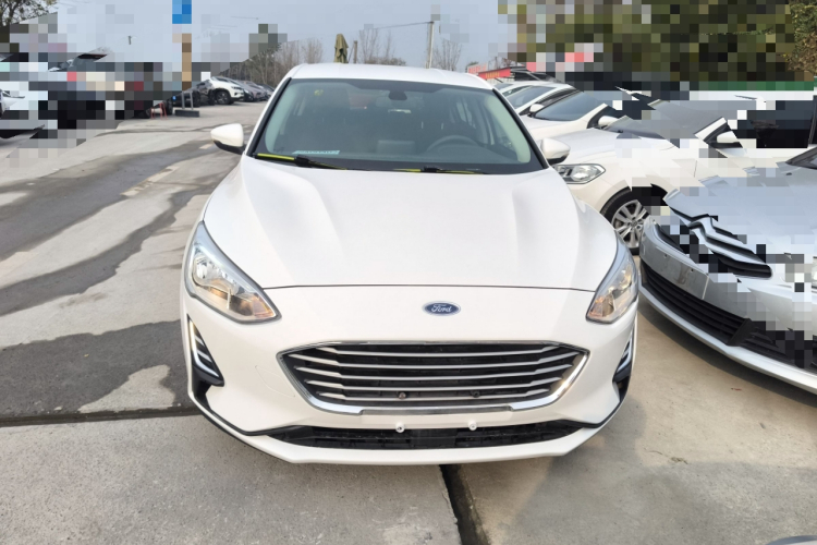 福特 福克斯 2019款 两厢 1.5L 手动锋跃型 国V车身外观6001