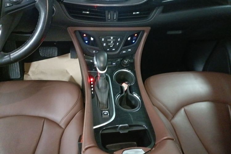 别克 昂科威 2018款 28T 四驱精英型中控内饰18