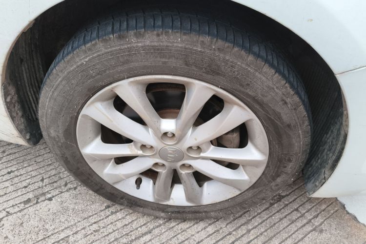 起亚K3 2016款 1.6L 自动GL车身外观6007