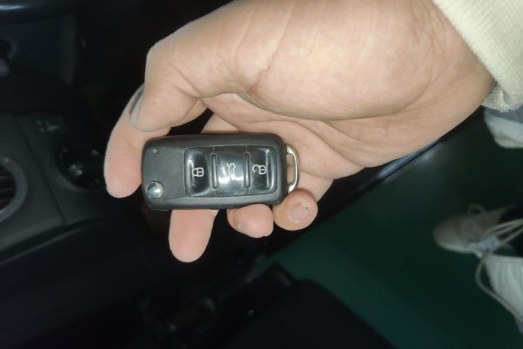 大众 Tiguan 2016款 2.0TSI 四驱标准型中控内饰11